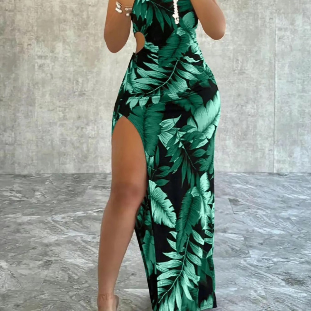 Tropical Leaf Print Strapless Maxi Dress